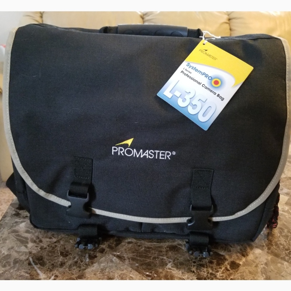 Promaster L 350 Camera Case